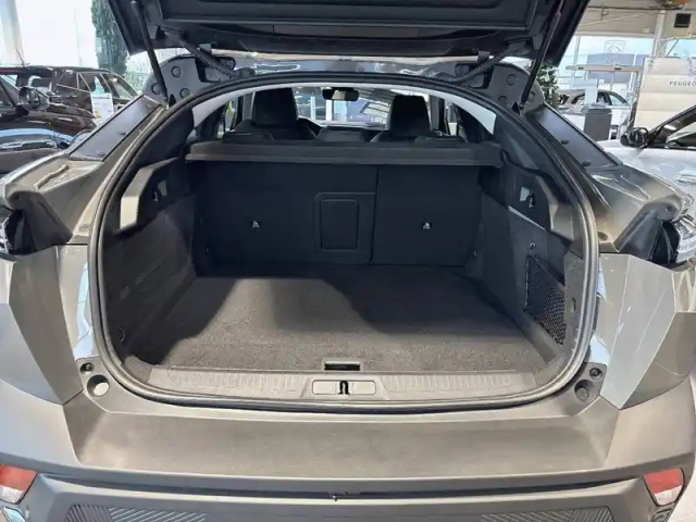 Peugeot 408 phev 180 e-eat8 — photo 46