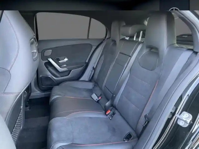 Mercedes Classe A 200 d amg line — photo 15
