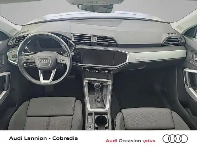 Audi Q3 35 tfsi 150ch advanced s tronic 7 — photo 6