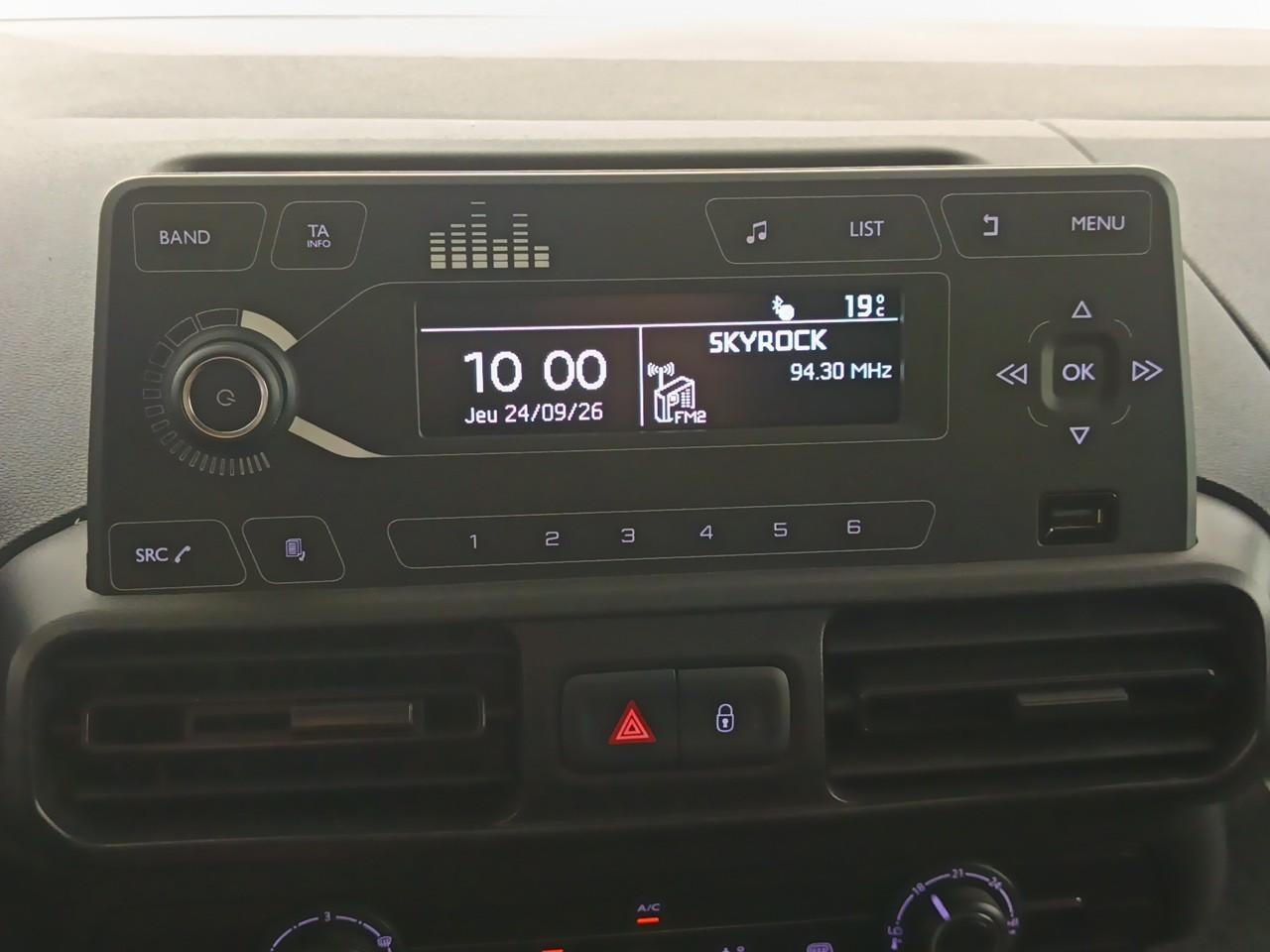 Citroën Berlingo van xl 950 bluehdi 100 s&s bvm5 club — photo 13