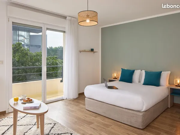 Studio meublé 27 m² - VALENCIENNES - 840 / mois