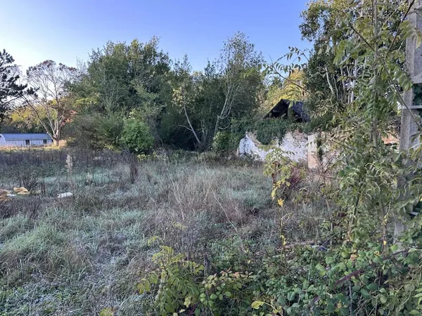 Terrain 855 m²