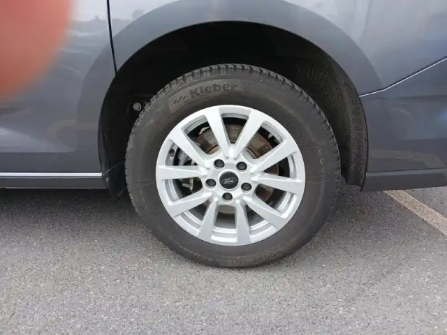 Ford Tourneo Connect 2.0 ecoblue 102ch titanium — photo 11