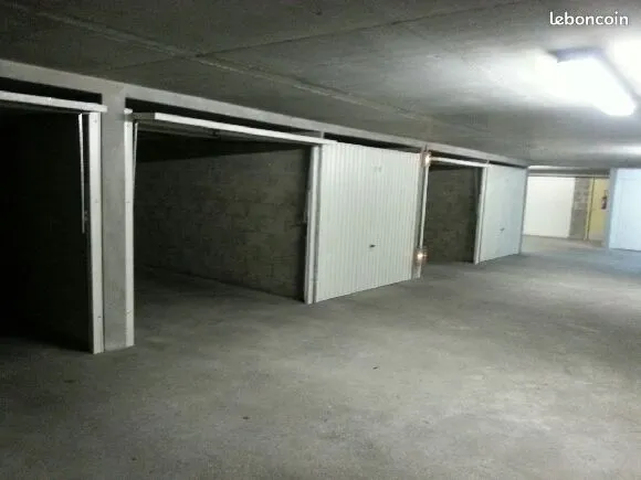 Garage sécurisé Charpennes/République