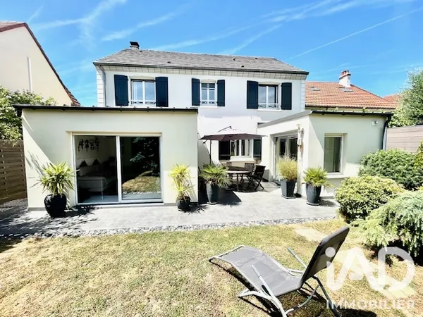 Maison 8 pièces 160 m²