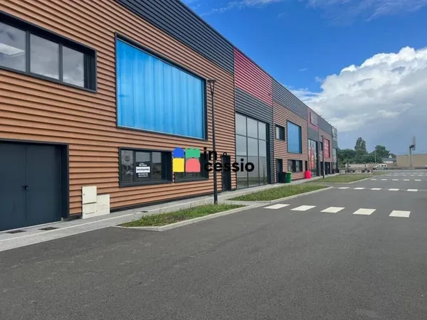 Local commercial 300 m²