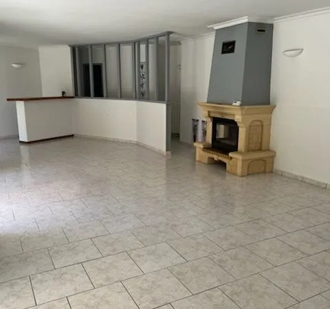 Maison à louer Pujo le Plan