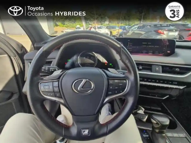 Lexus Ux 250h 4wd f sport — photo 13