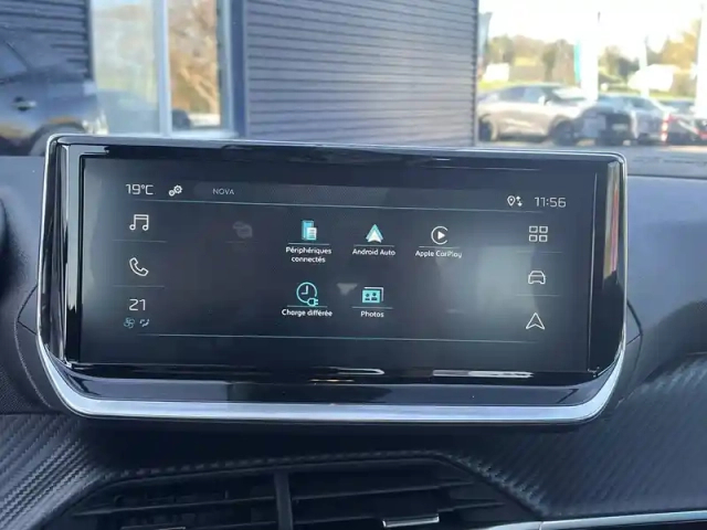 Peugeot 2008 electrique 50 kwh 136 ch — photo 12