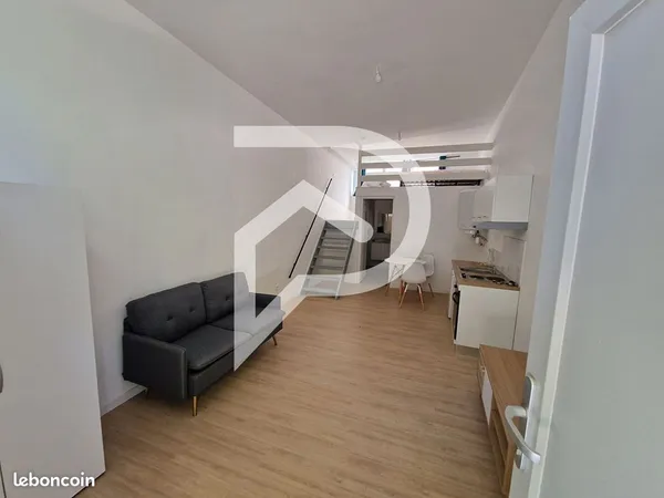 Studio 1 pièce 22 m²