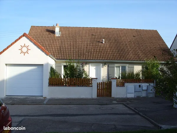 Maison 5 pieces Sud Loire St Marceau