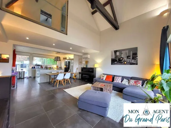 Maison 8 pièces 220 m²