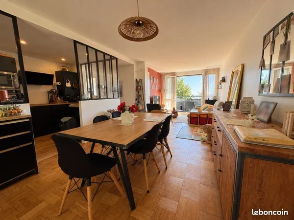 Appartement 90m2 - les ormeaux - 3 chambres - résidence securisee - garage - cave - balcon - vue sur