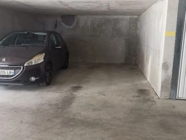 LOUE PARKING sous-sol