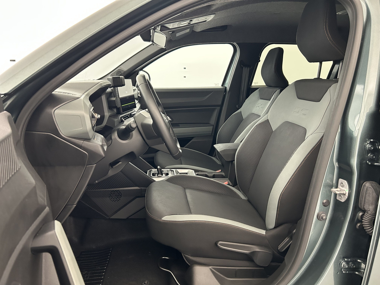 Dacia Duster — photo 9