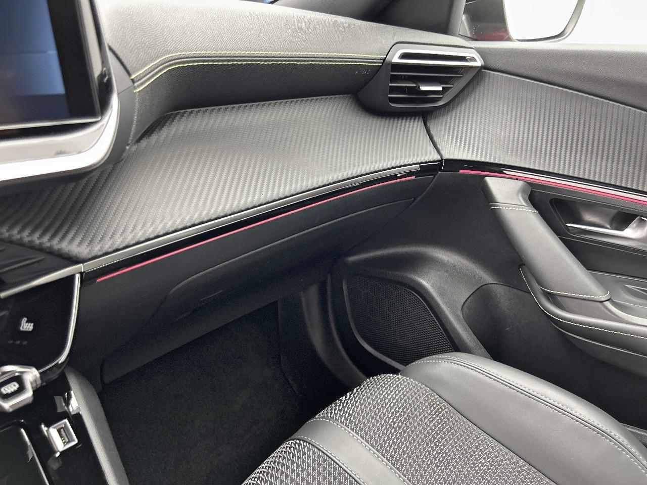 Peugeot 2008 puretech 130 s&s eat8 gt — photo 30