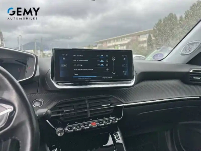 Peugeot 2008 puretech 130 s&amp;s bvm6 — photo 15