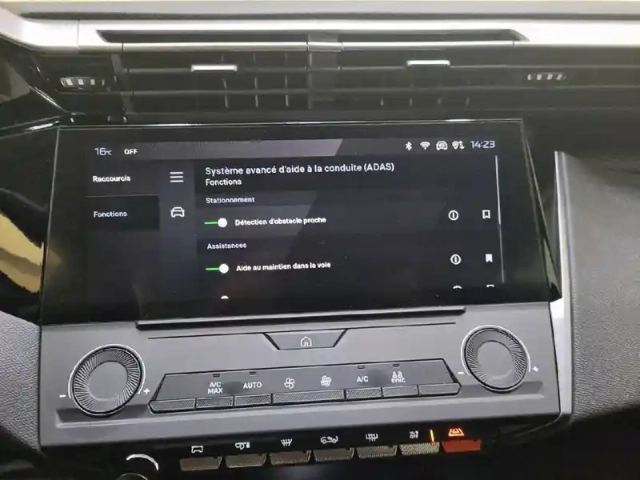Peugeot 308 phev 180 e-eat8 — photo 19