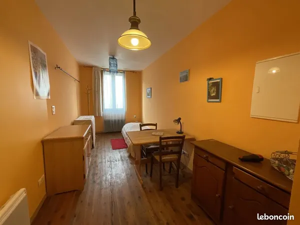 Studio 1 pièce 25 m²