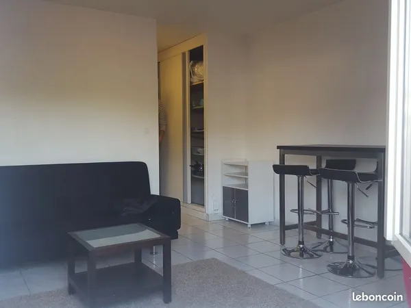 Studio étudiant meublé