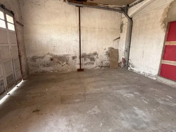 Garage 30m2 avec compteur électrique