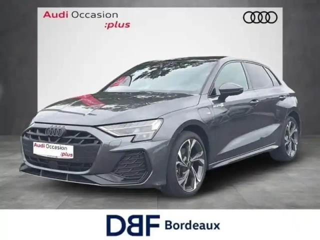 Audi A3 tfsi e hybride rechargeable 204 s tronic 6 s line — photo 1