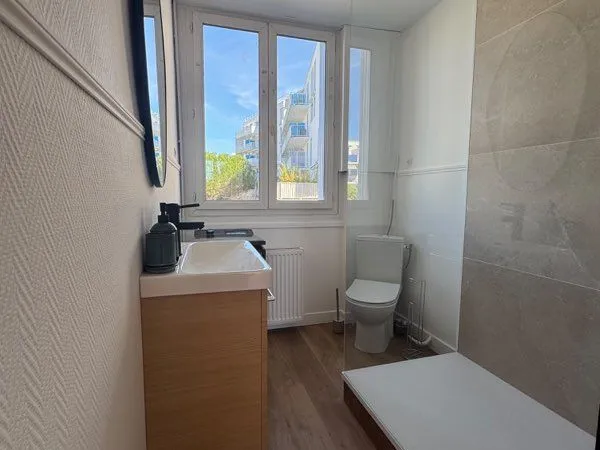 Appartement 1 pièce 34 m2 + box/garage fermé