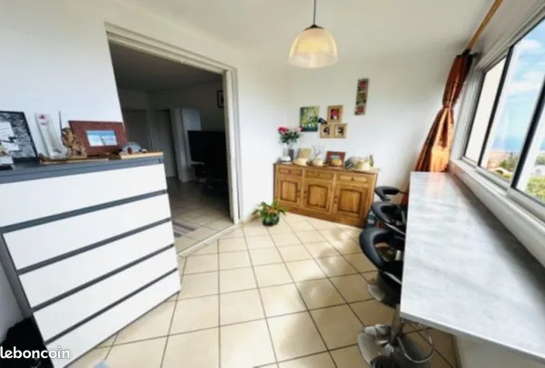 APPARTEMENT T4/T5 avec Garage et Cellier