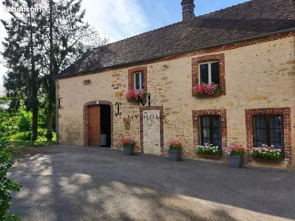 Propriété 10 pièces 233 m²