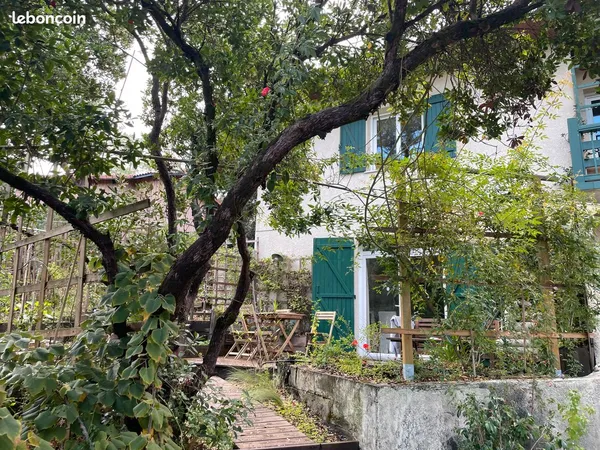 Villa renovee a maubuisson avec jardin paysager