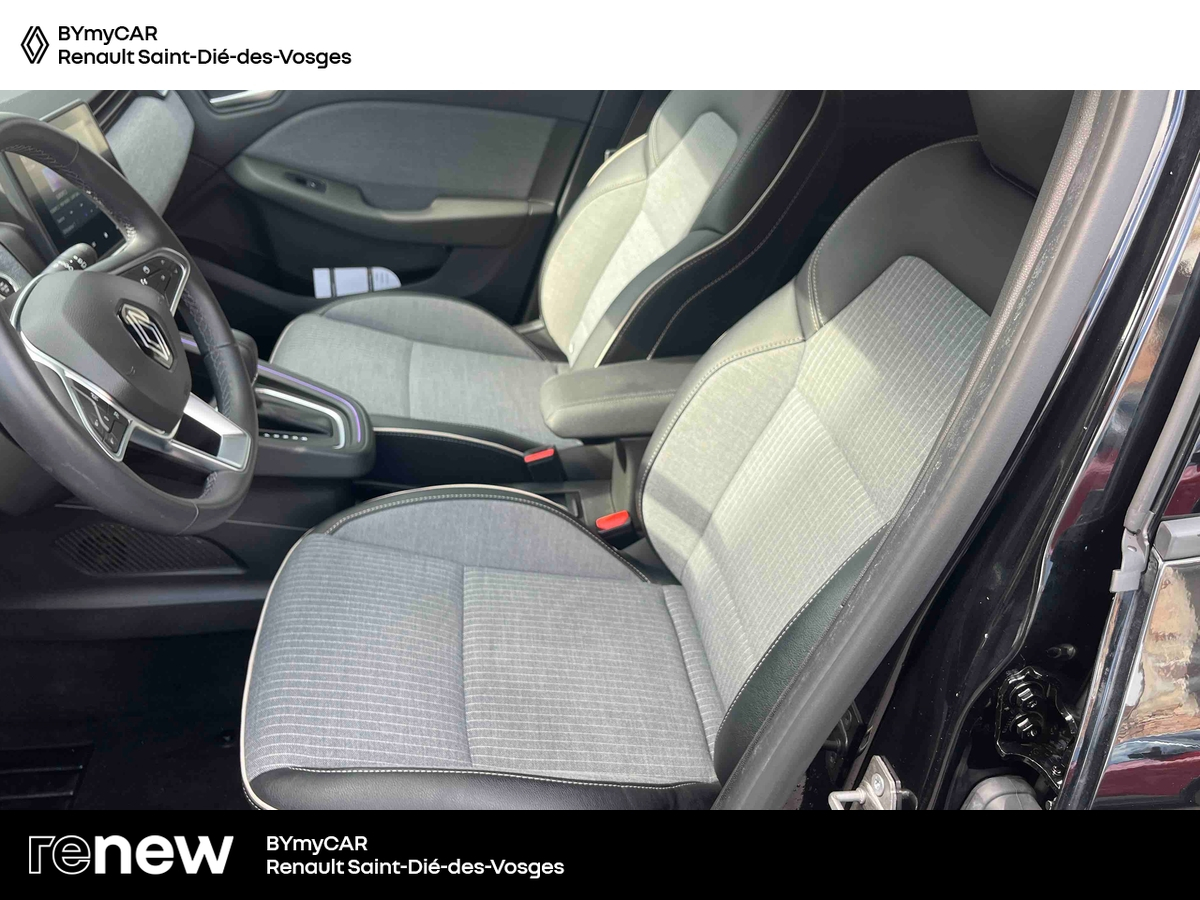 Renault Clio E-Tech full hybrid 145 — photo 11