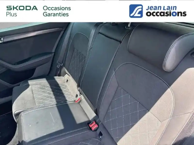 Skoda Superb combi 2.0 tdi 200 scr dsg7 4x4 — photo 6