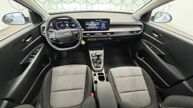 Kia Stonic 1.0 t-gdi 100 ch dct7 — photo 26