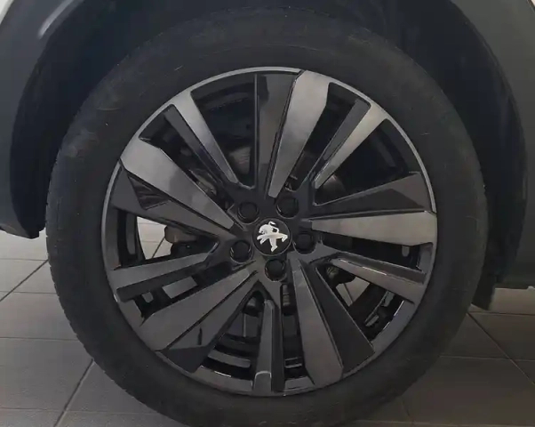 Peugeot 3008 puretech 130ch s&amp;s eat8 — photo 20