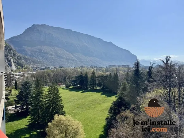 Appartement d'exception T4 (ancien T5) 100 m2 Dernier