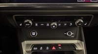 Audi Q3 35 TFSI 150ch Mild Hybrid Design S tronic 7 — photo 26