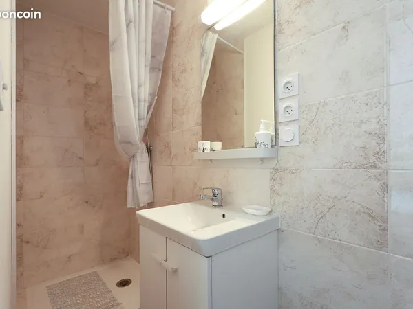 Location chambre indépendante