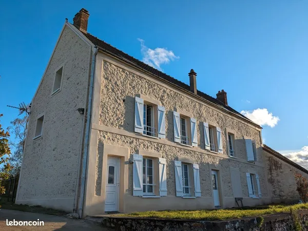 À vendre - Charmant T2/T3 de 44 m² avec jardin et stationnements - 140 000