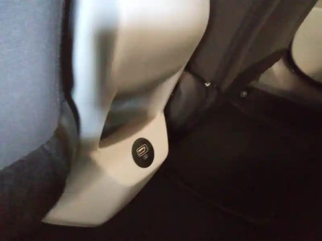 Hyundai Bayon 1.0 t-gdi 100 hybrid 48v — photo 10