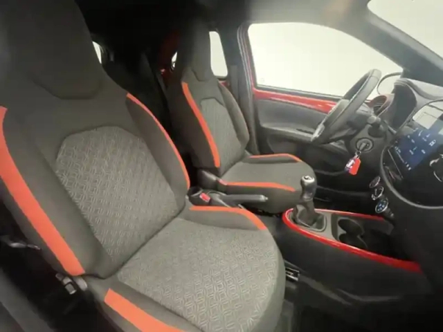 Toyota Aygo 1.0 vvt-i 72 design — photo 22