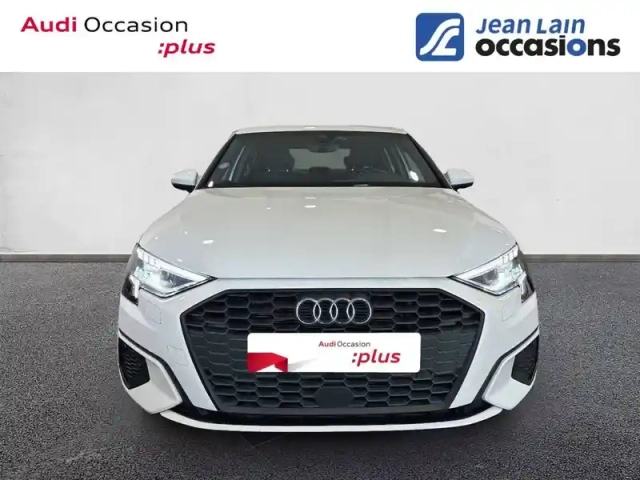 Audi A3 berline 35 tfsi mild hybrid 150 s tronic 7 — photo 2