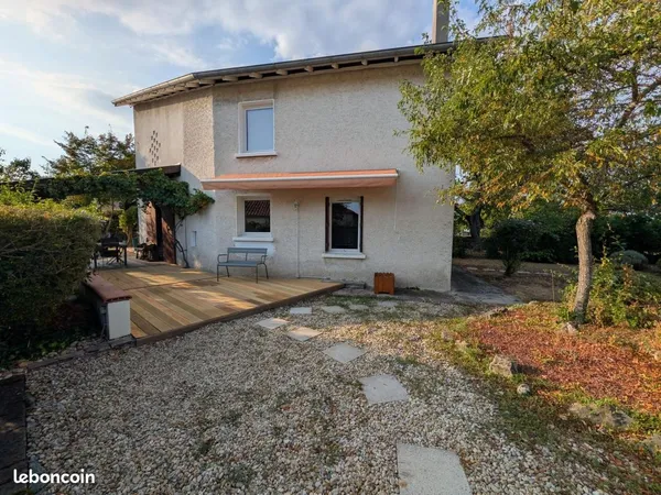 Maison 5 pièces 130 m²
