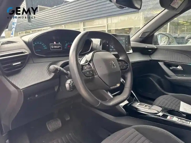 Peugeot 2008 electrique 136 ch — photo 32