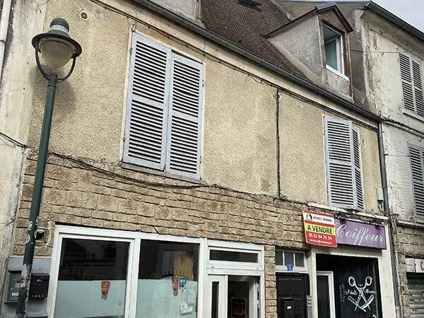 Bâtiment 3 pièces 200 m²
