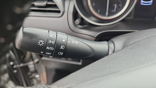 Suzuki Swift 1.2 DualJet 83 Hybride - Privilege – 2020 – 87265 km – Hybride essence – Boîte Manuelle — photo 21