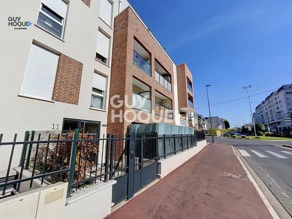 Appartement 2 pièces de 40.87 m² avec terrasse et jardin + parking