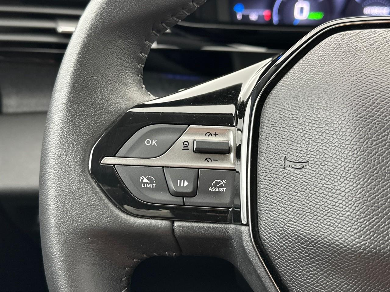 Peugeot 308 phev 180 e-eat8 allure pack — photo 20