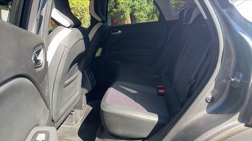 Renault Captur 1.0 TCe 100 - Intens – 2020 – 66005 km – Essence – Boîte Manuelle — photo 17