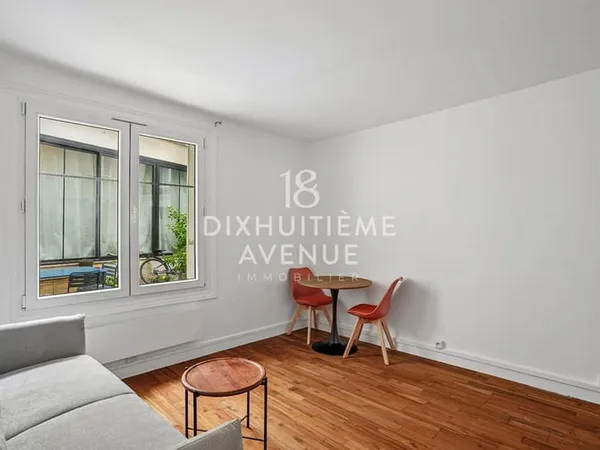 Studio 1 pièce 25 m²