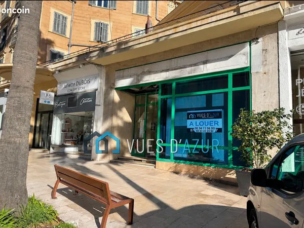 Local commercial 61 m² Grasse